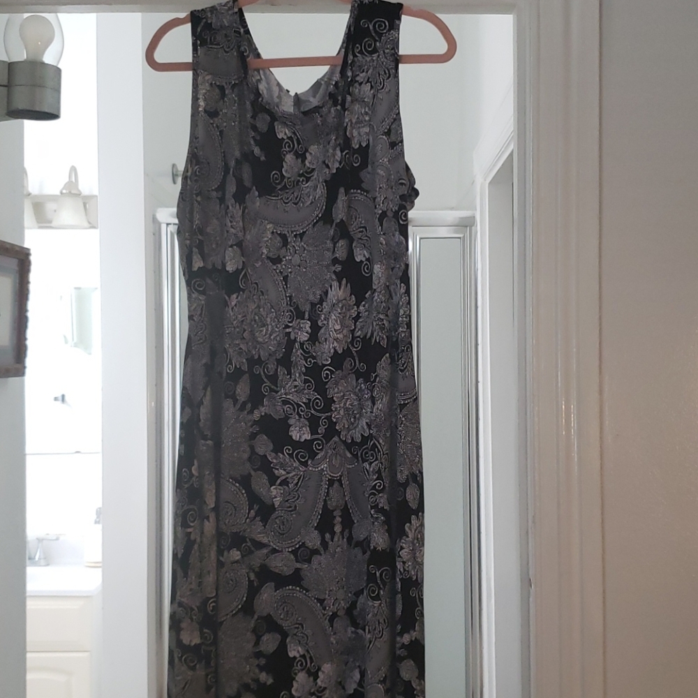B&W Maxi dress